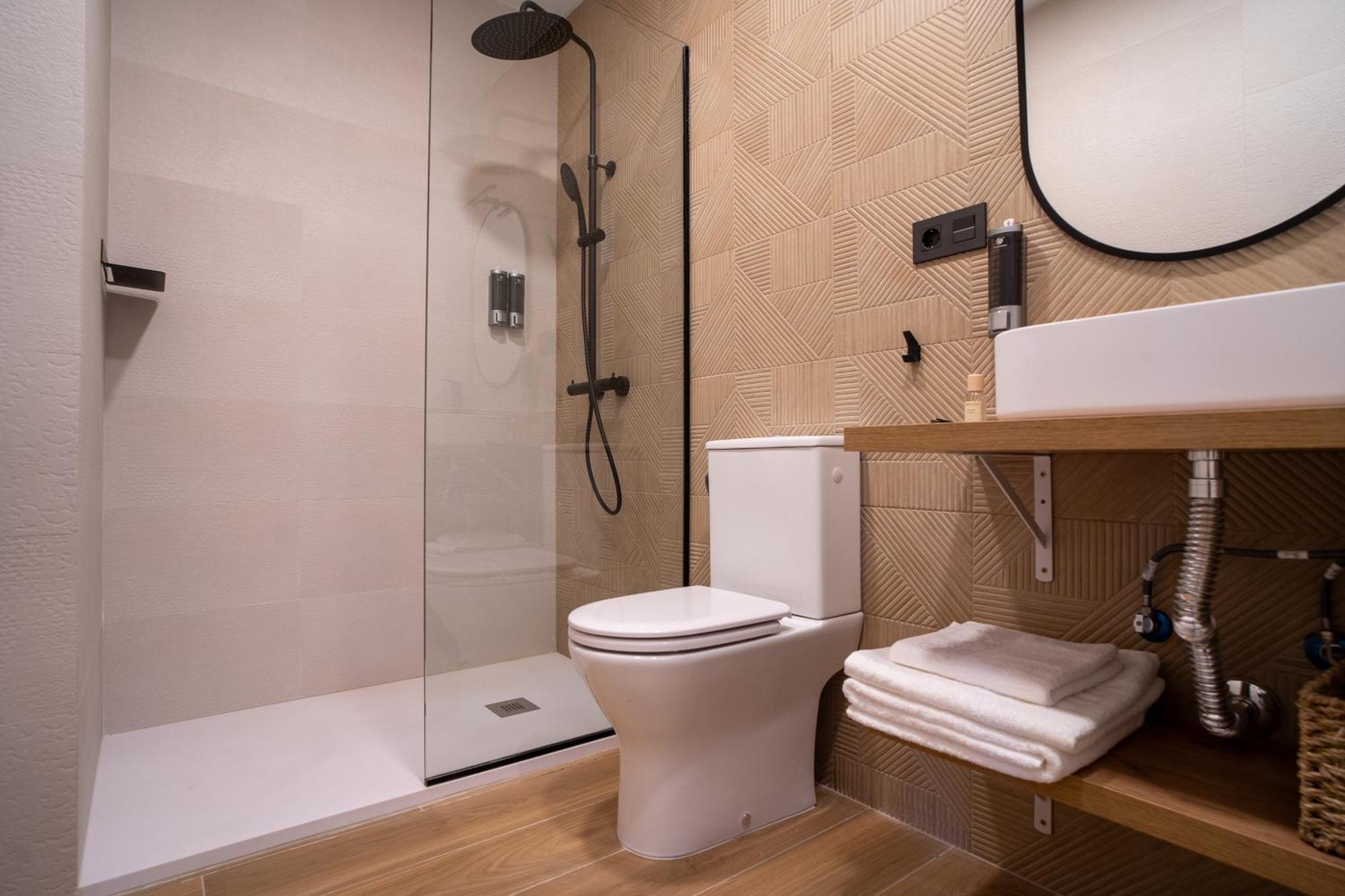 Apartamentos Gomerez 30 Гранада Екстериор снимка
