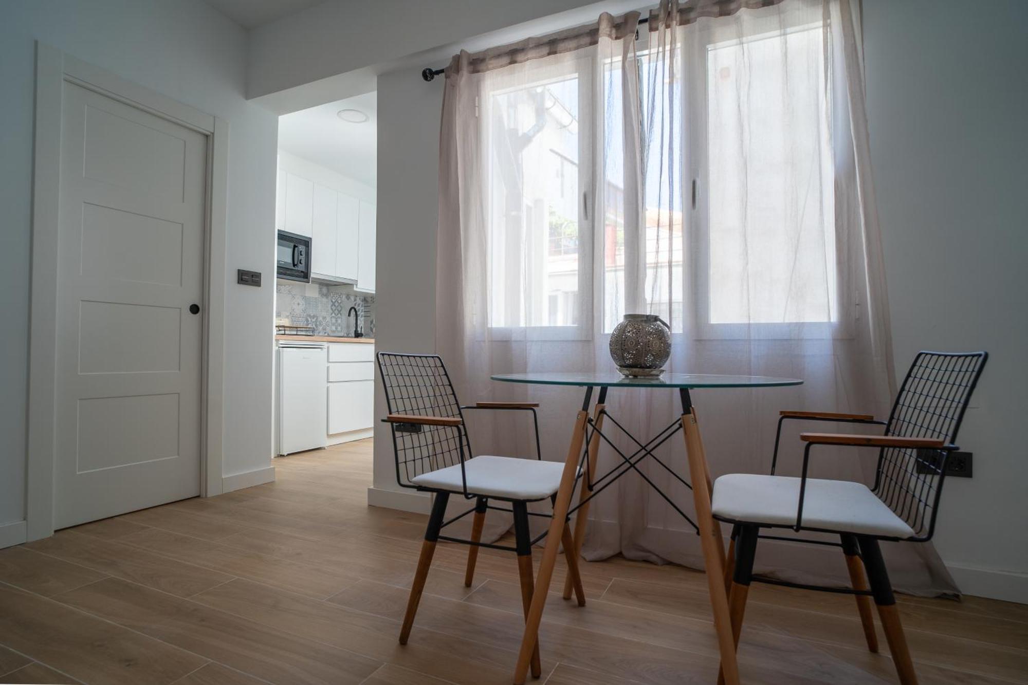 Apartamentos Gomerez 30 Гранада Екстериор снимка