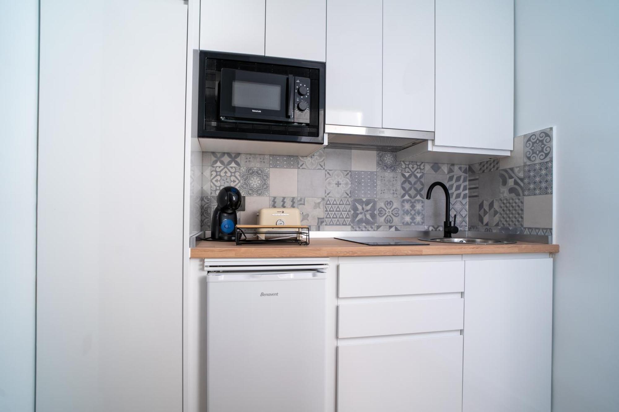 Apartamentos Gomerez 30 Гранада Екстериор снимка